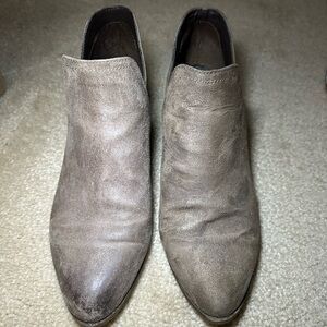 Women Tan Suede Shoes